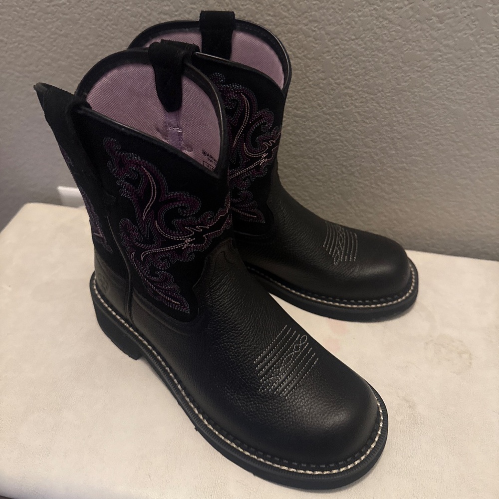 Ariat Fat Baby New 7.5